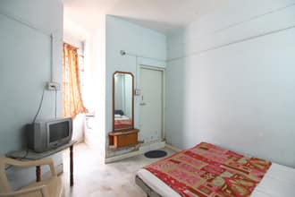 Hotel Assopalav Guest House, Ahmedabad 2